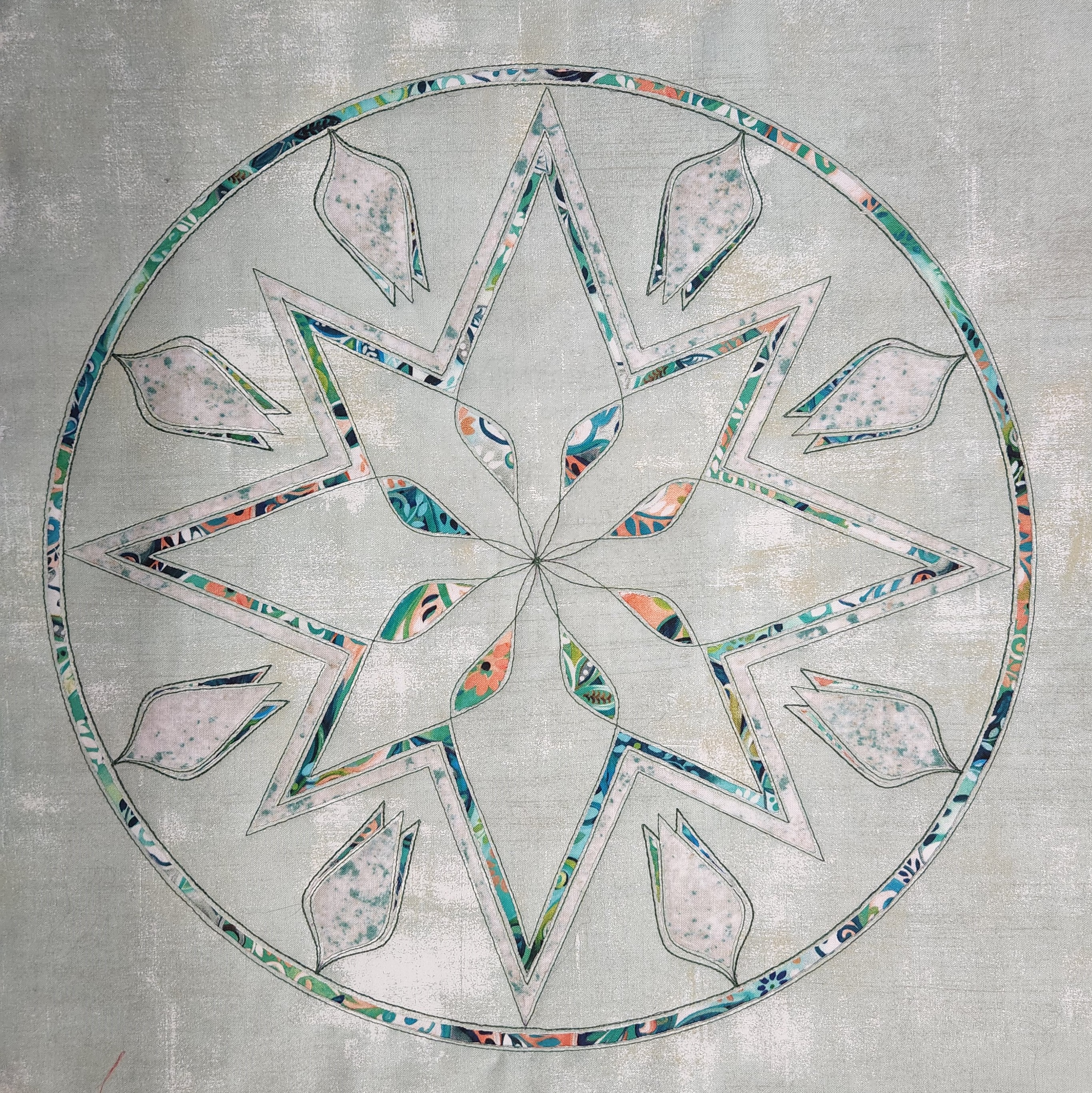 Product image for Spin-E-Fex 8 Tulip Block By Kathy Clawson - 1